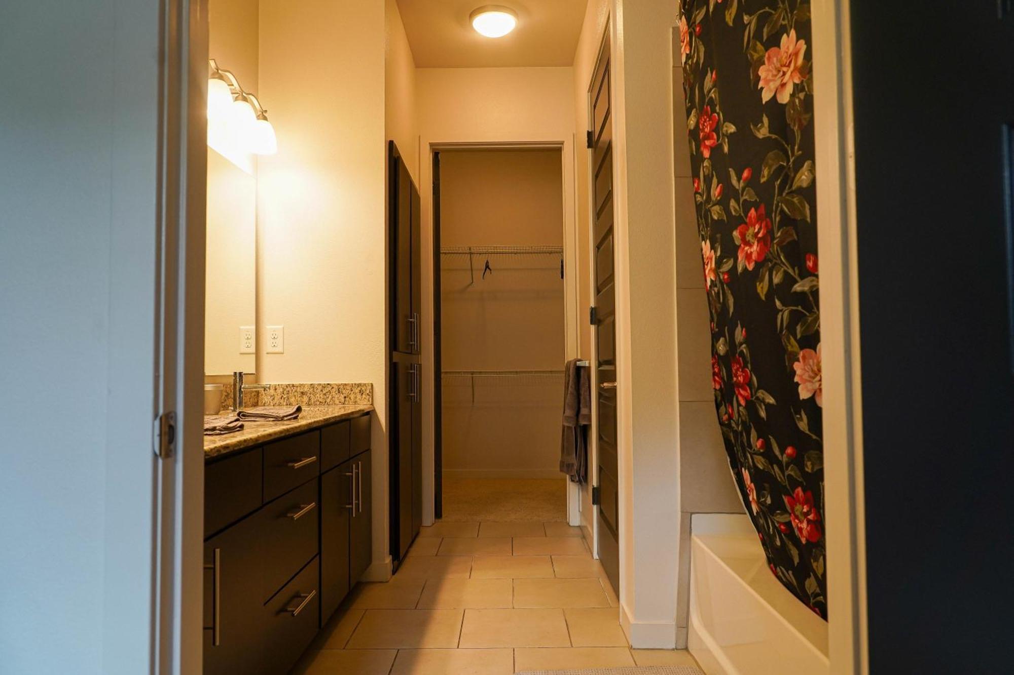 Luxury Designed 2 Bedrooms Part Hotel In Woodland Hills Ca Лос-Анджелес Екстер'єр фото